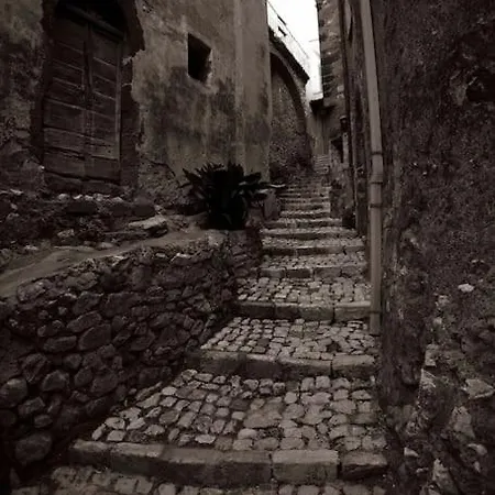 Casa Storica In Borgo Medioevale Apartment